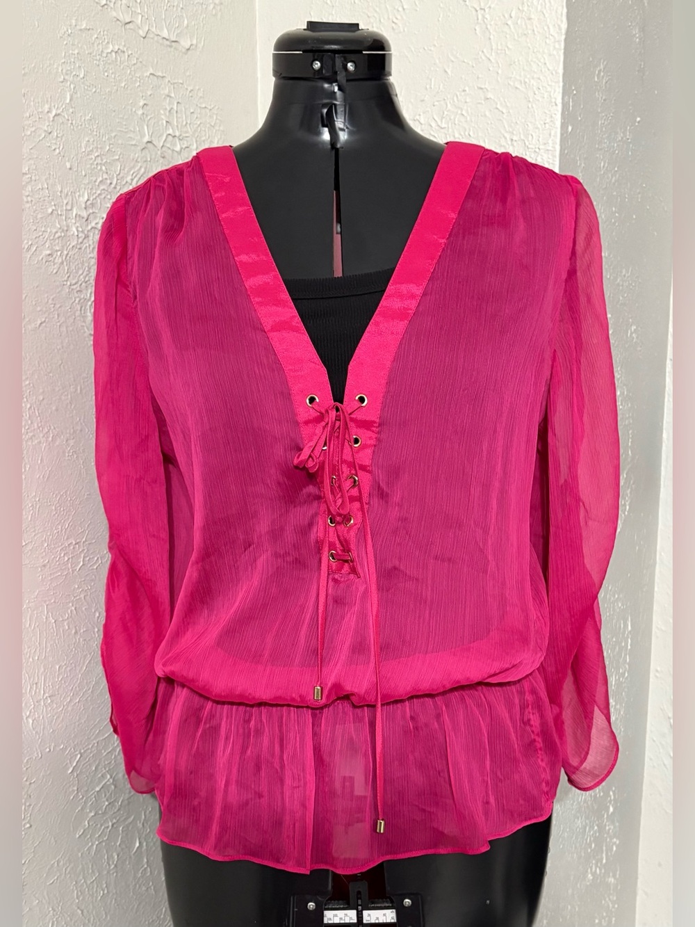 Cache Hot pink Women’s Sheer Top Size M elistic waist band.